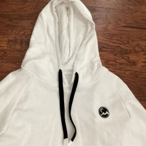 ZYIA Active womens white pullover hoodie Size small‎ mountain